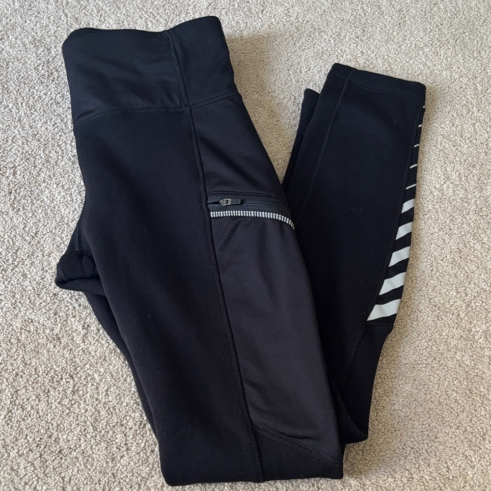 ATHLETA Womens M Black Reflective Details Powerlift Tight 2.0 Pants Leggings